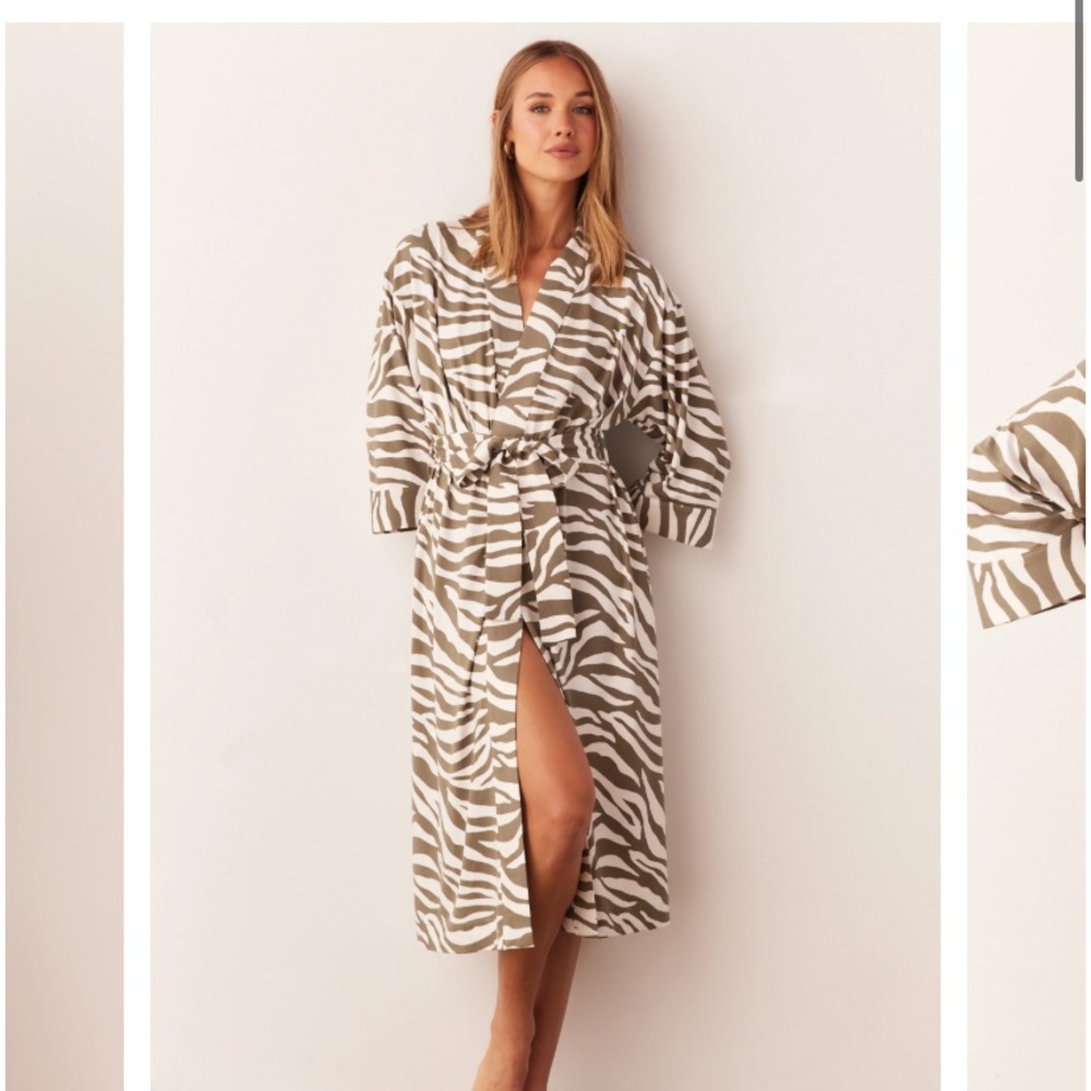 Mason Grey Midi Robe in Sage Zebra